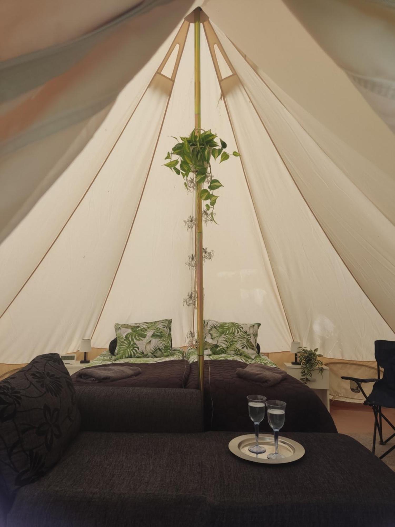 Jämsä Koskentien Kotimajoitus & Luxury Glamping 아파트 외부 사진