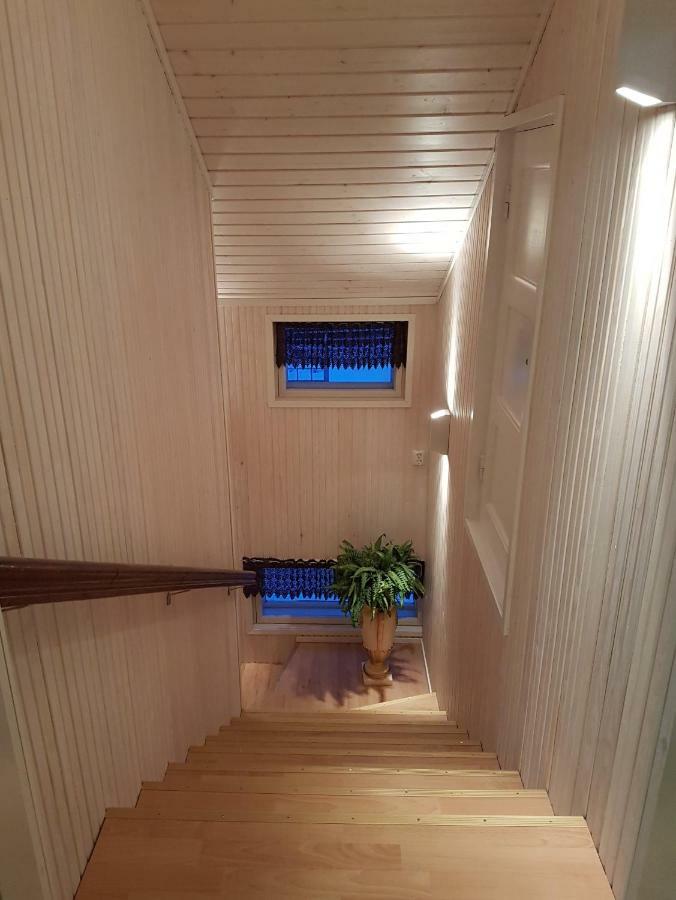 Jämsä Koskentien Kotimajoitus & Luxury Glamping 아파트 외부 사진